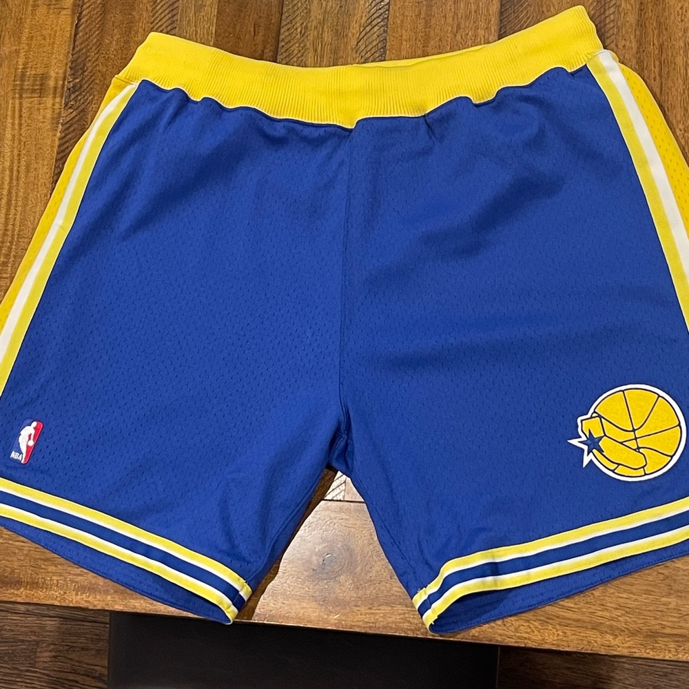 Authentic Golden State Warriors 1995-96 Shorts